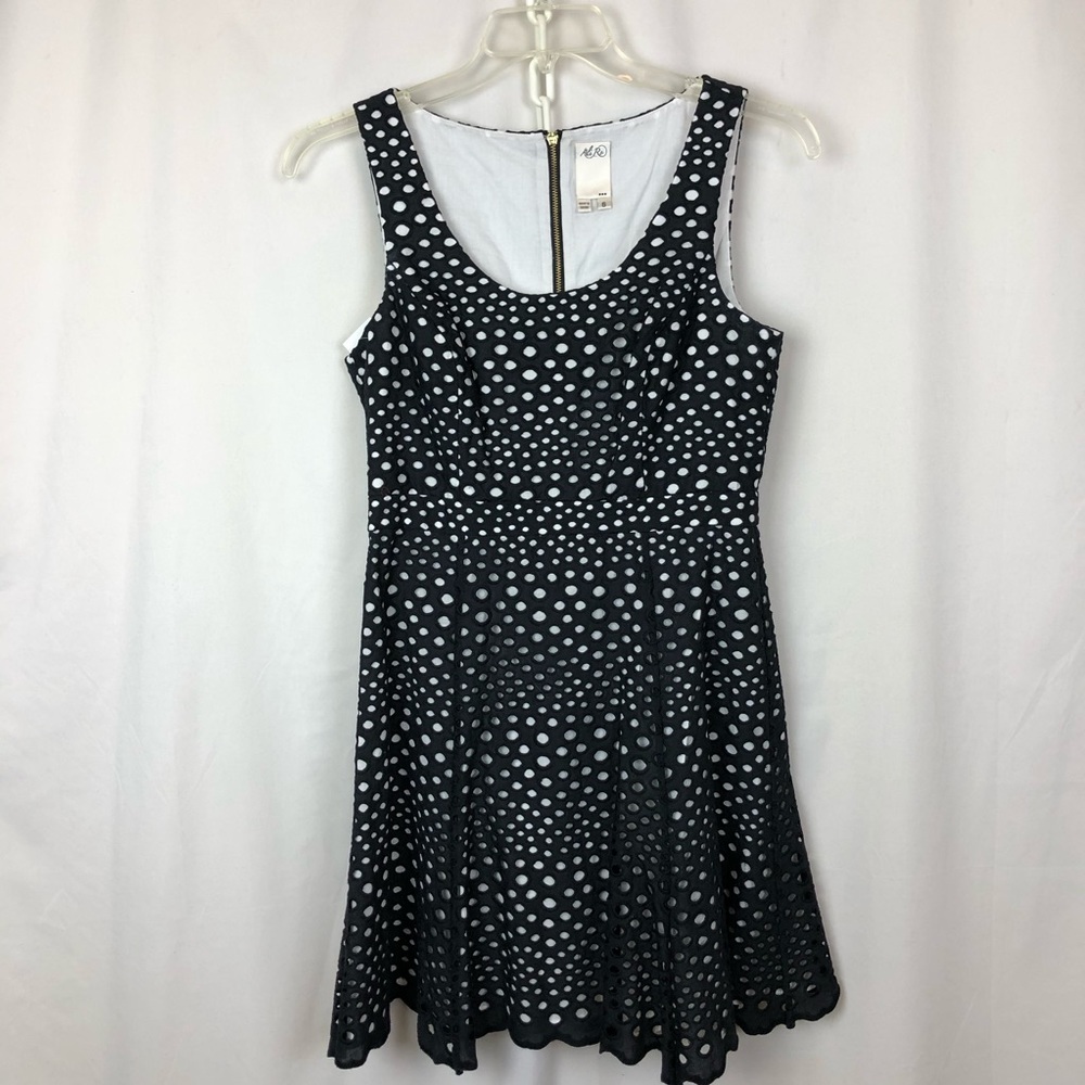 Ali Ro Dress With Black Eyelet Over White, Size 6